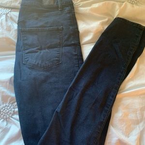 Women’s American eagle jeans